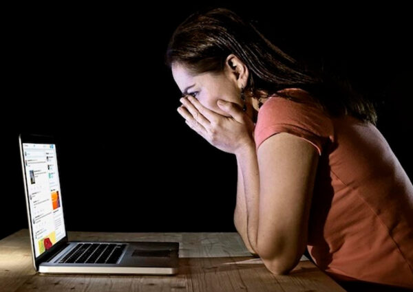 Especialistas señalan aumento del grooming en cuarentena