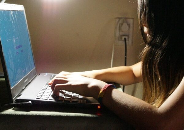 Grooming Argentina comenzó a capacitar a la Secretaria de Niñez, Adolescencia y Familia en Río Negro