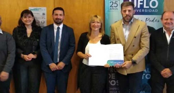 Convenio con la Universidad de Flores