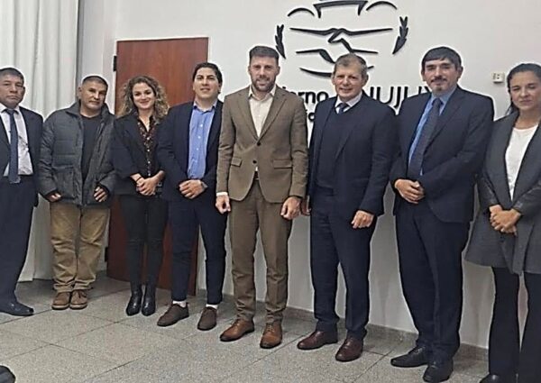 UNIDOS POR LA PROTECCIÓN DE NNYA EN INTERNET.